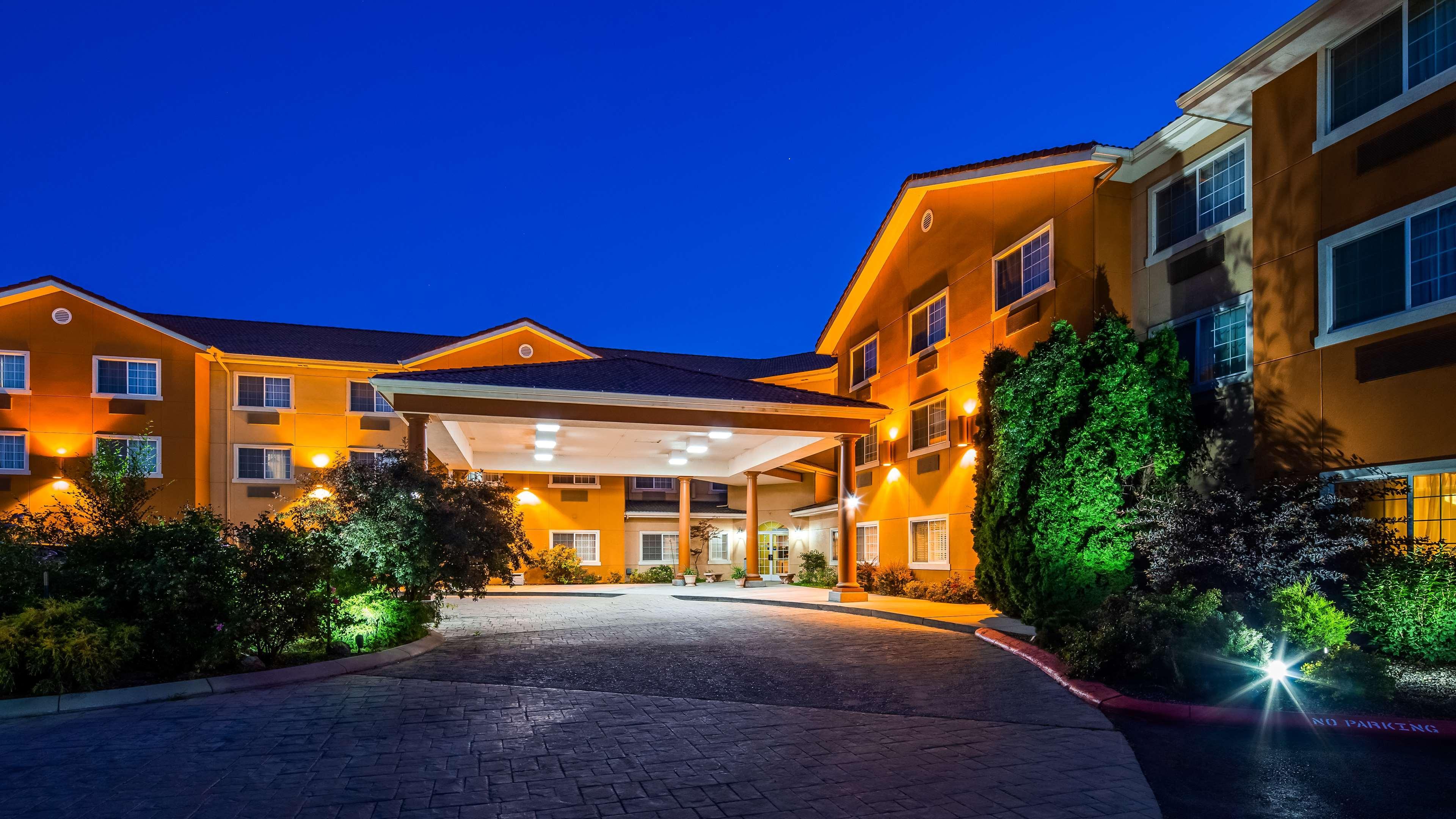 Best Western Plus Caldwell Inn & Suites Exterior foto